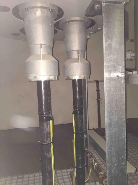 Pfisterer Connex Plugs Terminating 33kV XLPE Cables Into Toshiba GIS Shunt Reactor